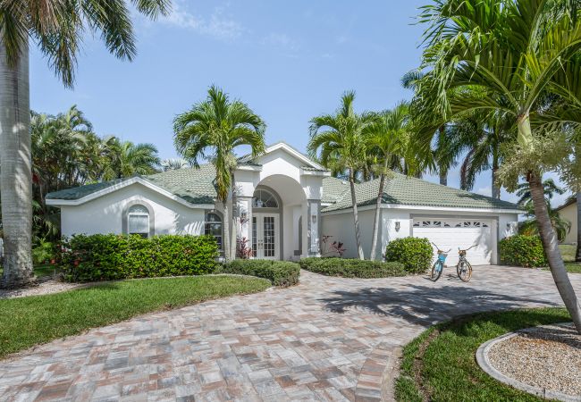 House in Cape Coral - HEAVENLY COASTAL House in Cape Coral - HEAVENLY COASTAL
