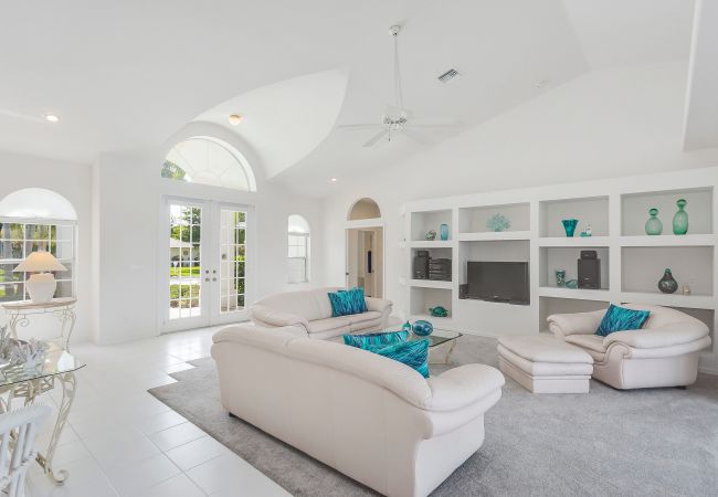House in Cape Coral - HEAVENLY COASTAL House in Cape Coral - HEAVENLY COASTAL