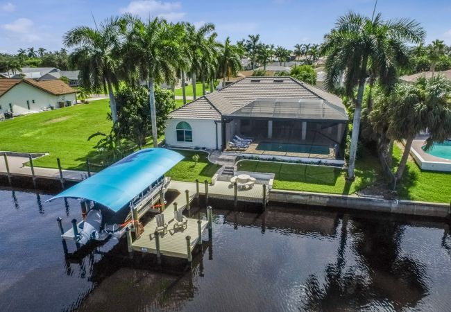 House in Cape Coral - HEAVENLY COASTAL House in Cape Coral - HEAVENLY COASTAL