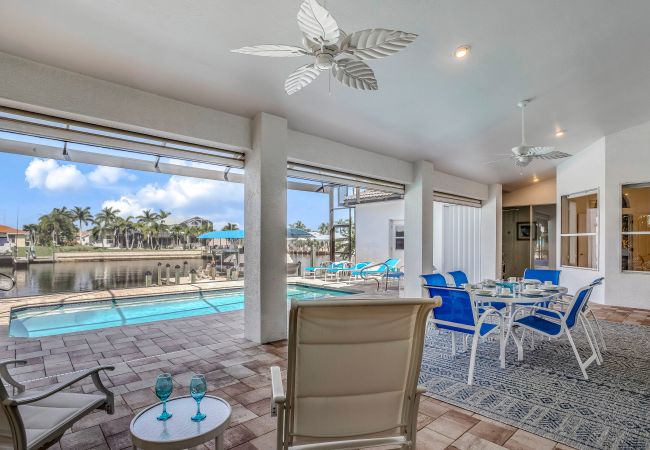 House in Cape Coral - HEAVENLY COASTAL House in Cape Coral - HEAVENLY COASTAL