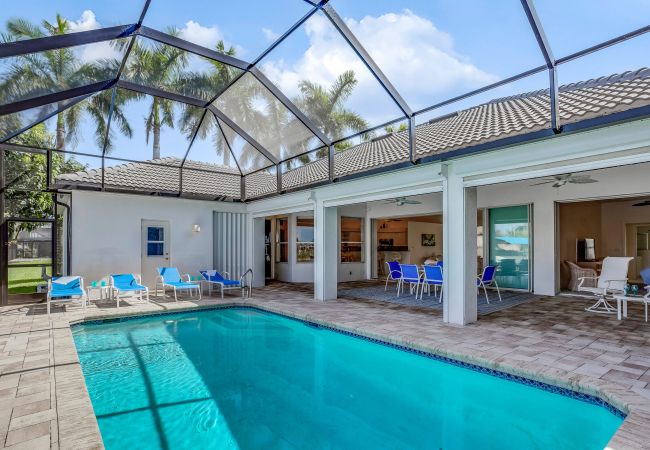 House in Cape Coral - HEAVENLY COASTAL House in Cape Coral - HEAVENLY COASTAL