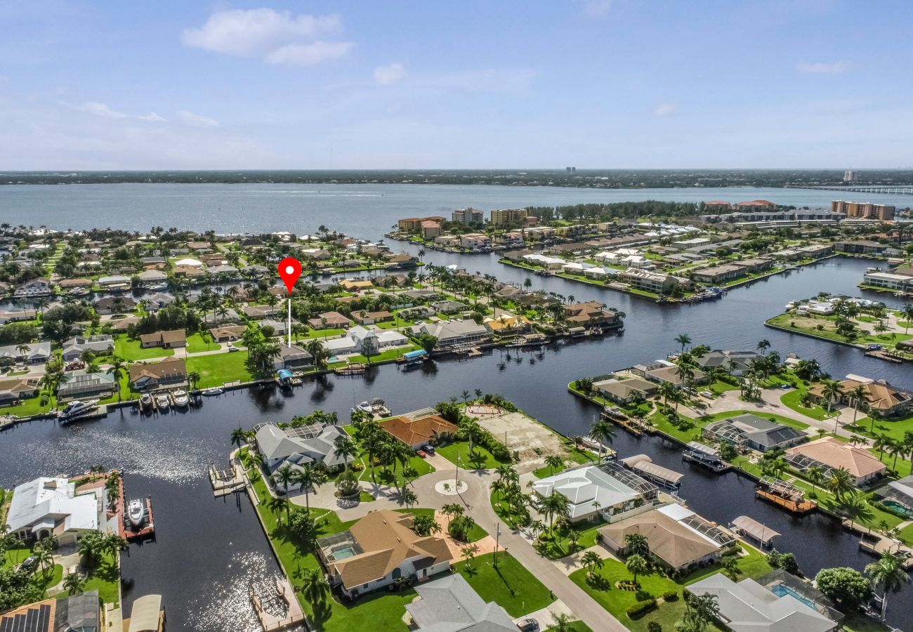 House in Cape Coral - HEAVENLY COASTAL House in Cape Coral - HEAVENLY COASTAL