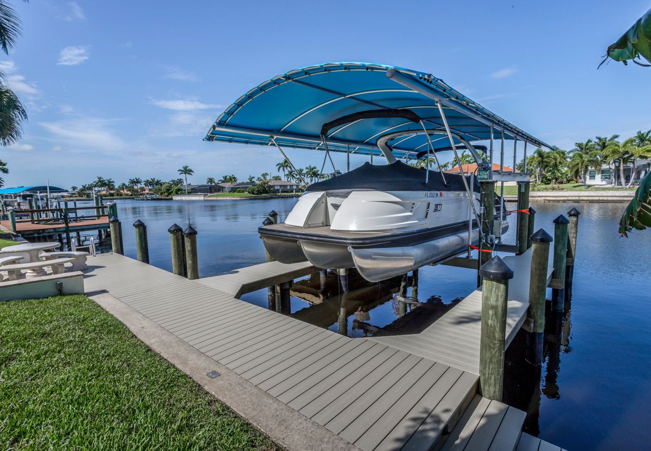 House in Cape Coral - HEAVENLY COASTAL House in Cape Coral - HEAVENLY COASTAL