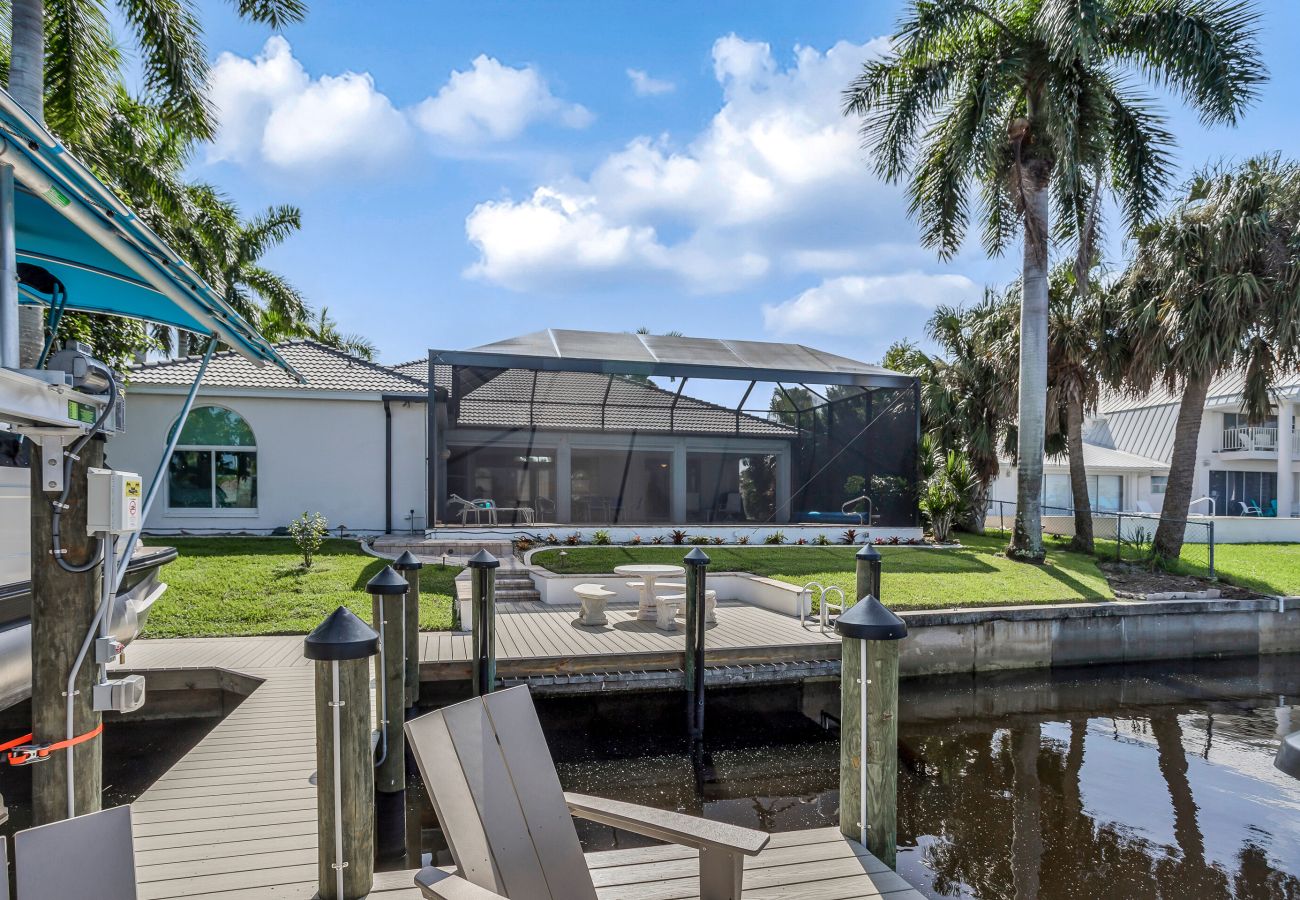 House in Cape Coral - HEAVENLY COASTAL House in Cape Coral - HEAVENLY COASTAL