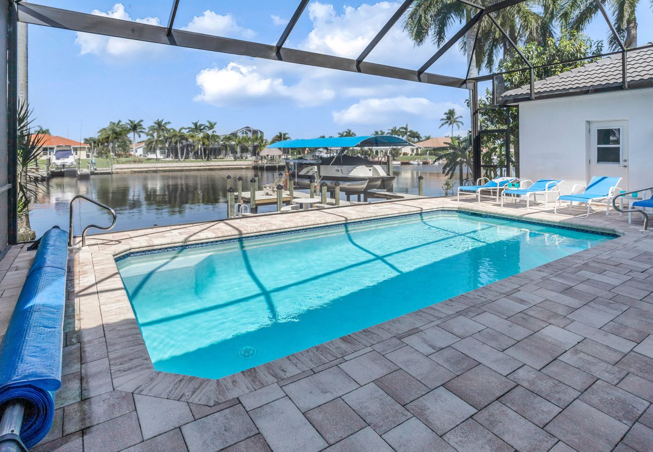 House in Cape Coral - HEAVENLY COASTAL House in Cape Coral - HEAVENLY COASTAL