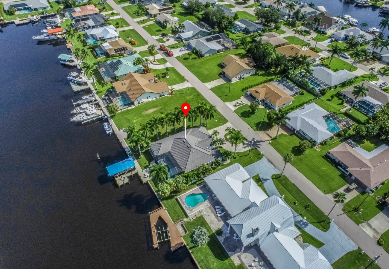 House in Cape Coral - HEAVENLY COASTAL House in Cape Coral - HEAVENLY COASTAL