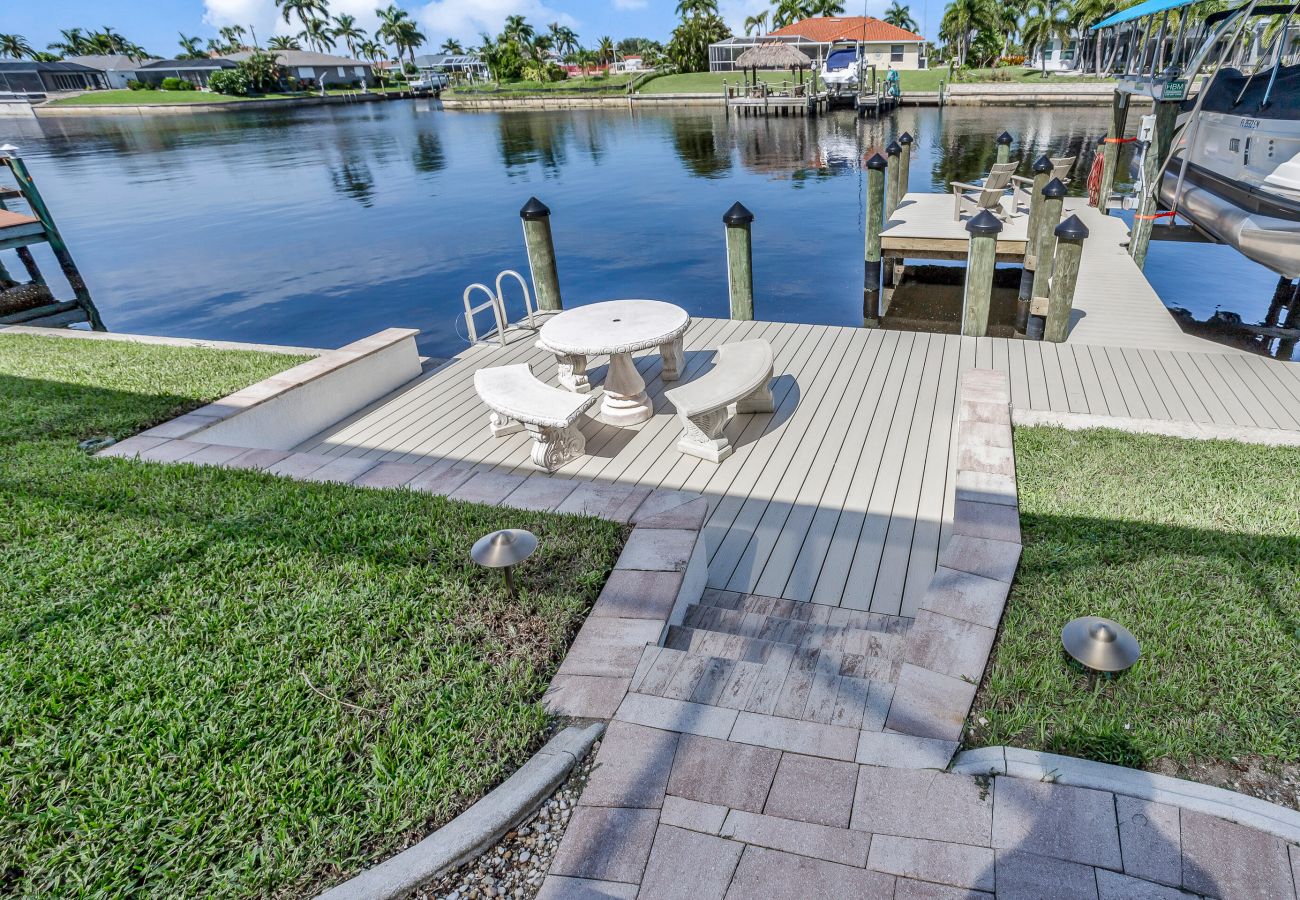 House in Cape Coral - HEAVENLY COASTAL House in Cape Coral - HEAVENLY COASTAL