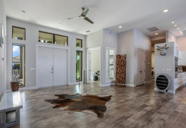 House in Cape Coral - THE LAKE HOUSE House in Cape Coral - THE LAKE HOUSE