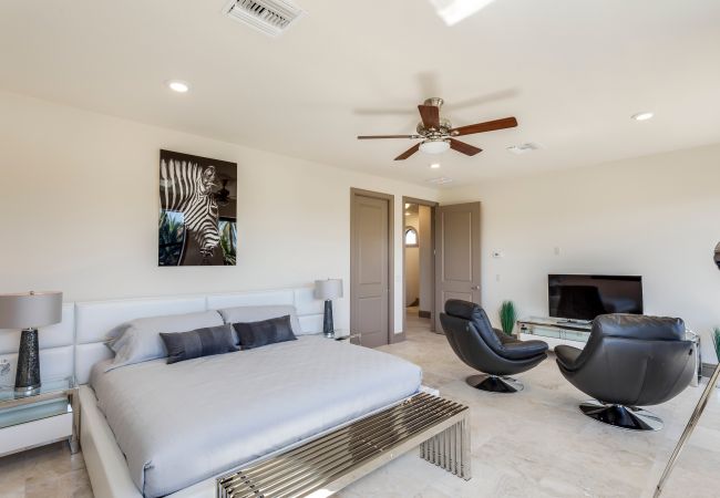 House in Naples - PARADISE House in Naples - PARADISE