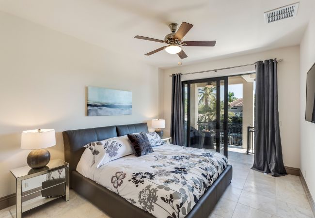 House in Naples - PARADISE House in Naples - PARADISE