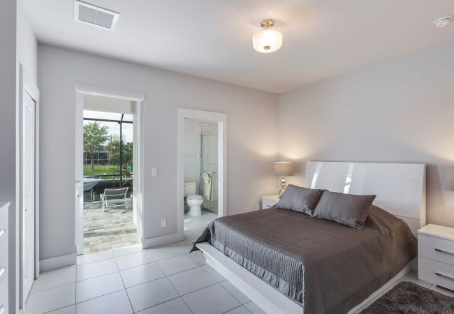 House in Cape Coral - SUNSHINE COVE House in Cape Coral - SUNSHINE COVE