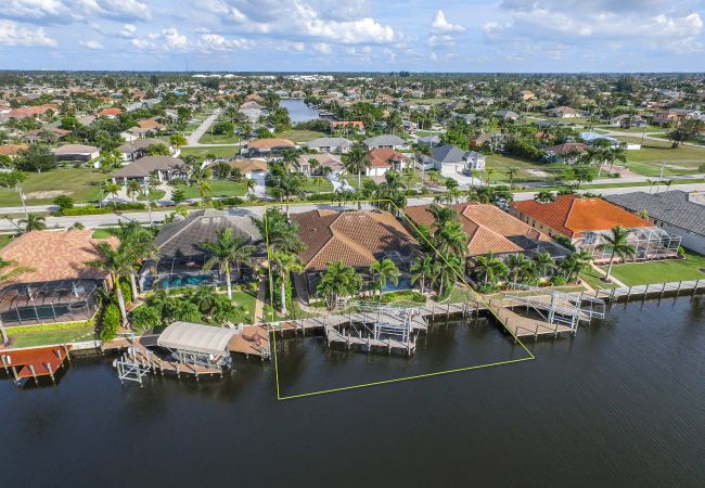 House in Cape Coral - PRESERVE VIEW House in Cape Coral - PRESERVE VIEW