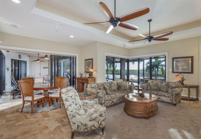 House in Cape Coral - PRESERVE VIEW House in Cape Coral - PRESERVE VIEW