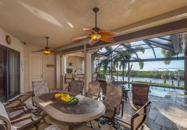 House in Cape Coral - PRESERVE VIEW House in Cape Coral - PRESERVE VIEW