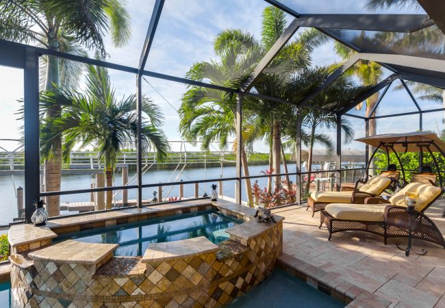 House in Cape Coral - PRESERVE VIEW House in Cape Coral - PRESERVE VIEW