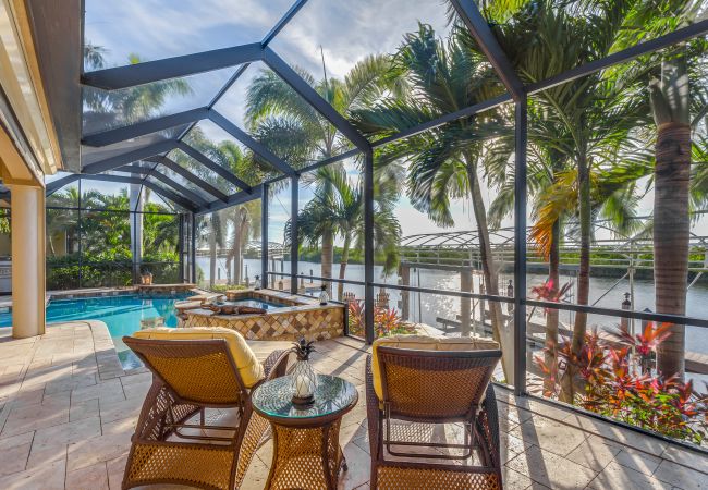 House in Cape Coral - PRESERVE VIEW House in Cape Coral - PRESERVE VIEW