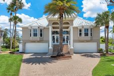 House in Fort Myers Beach - THE BEACH HOUSE B