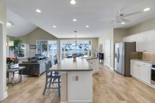 House in Fort Myers Beach - THE BEACH HOUSE B