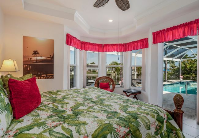 House in Cape Coral - SUNSET DREAM House in Cape Coral - SUNSET DREAM