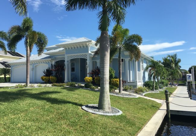 House in Cape Coral - THE KEY WEST House in Cape Coral - THE KEY WEST