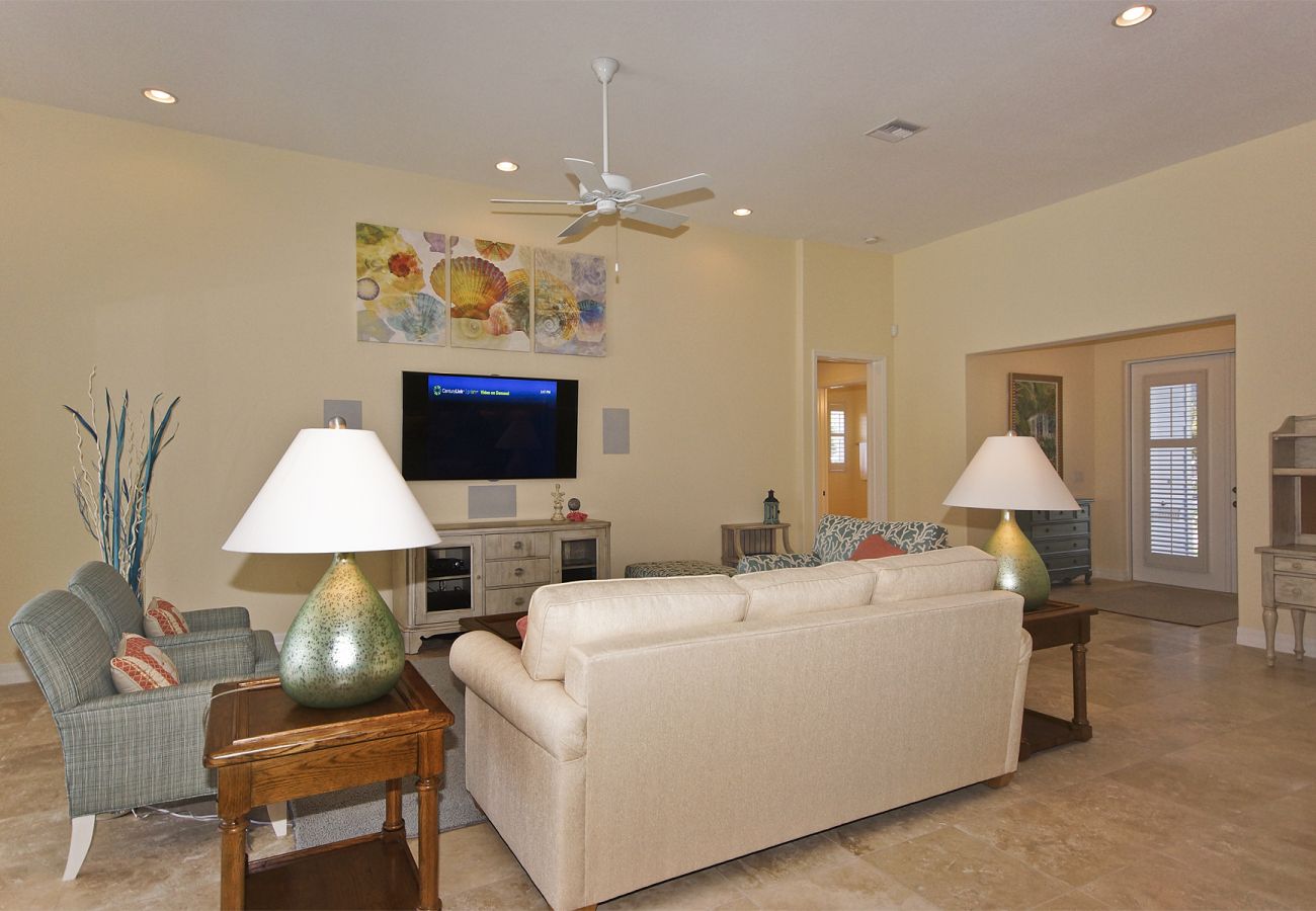 House in Cape Coral - THE KEY WEST House in Cape Coral - THE KEY WEST