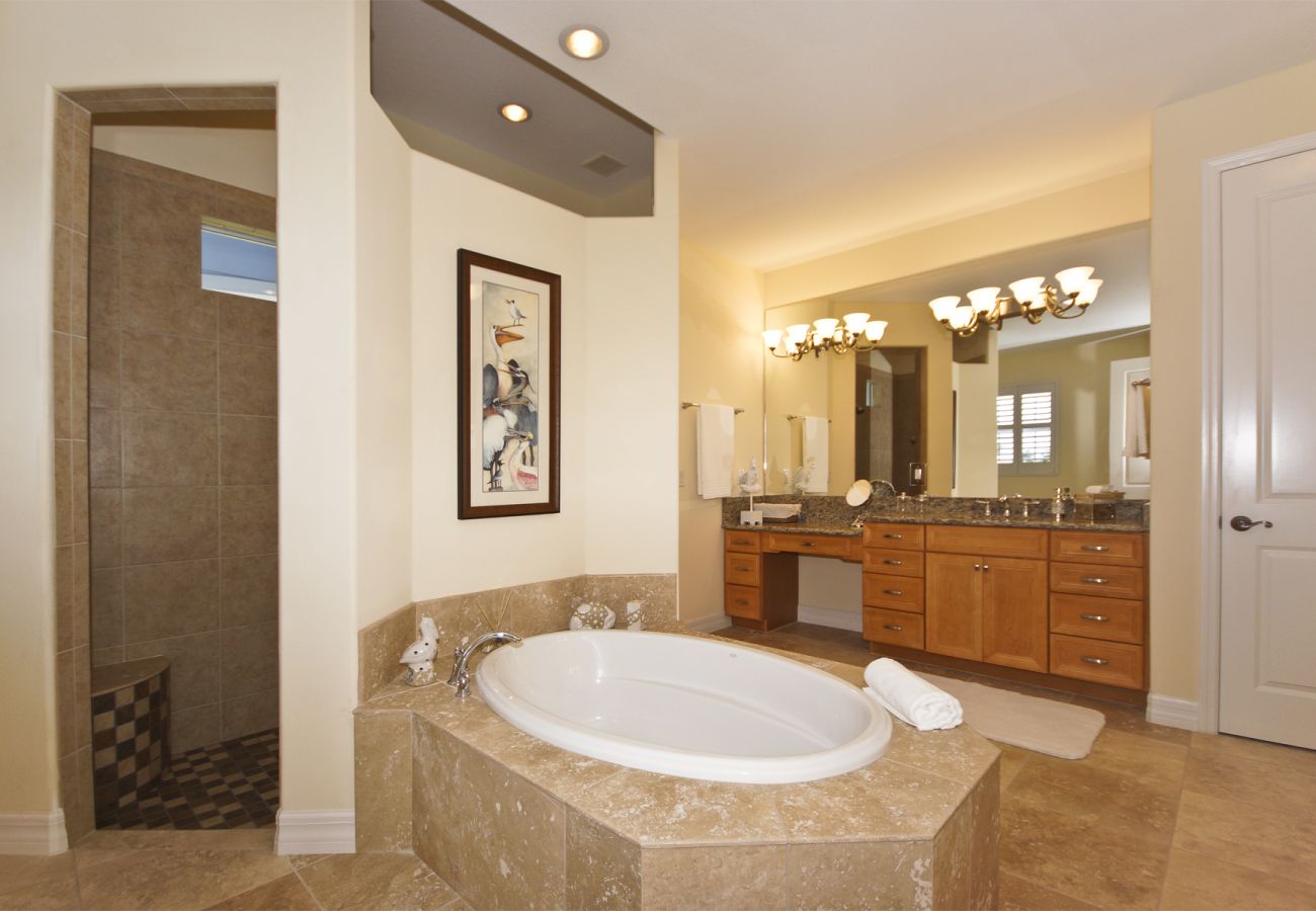 House in Cape Coral - THE KEY WEST House in Cape Coral - THE KEY WEST