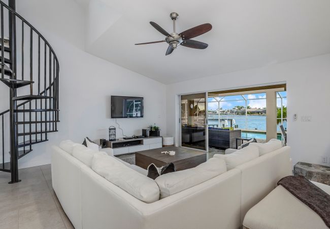 House in Cape Coral - AQUA VISTA House in Cape Coral - AQUA VISTA