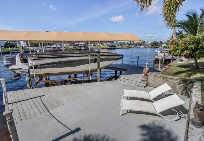 House in Cape Coral - VILLA BELLAGGIO House in Cape Coral - VILLA BELLAGGIO