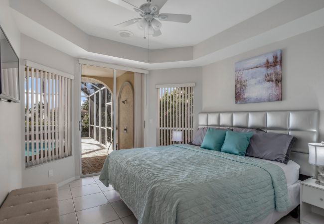 House in Cape Coral - VILLA BELLAGGIO House in Cape Coral - VILLA BELLAGGIO