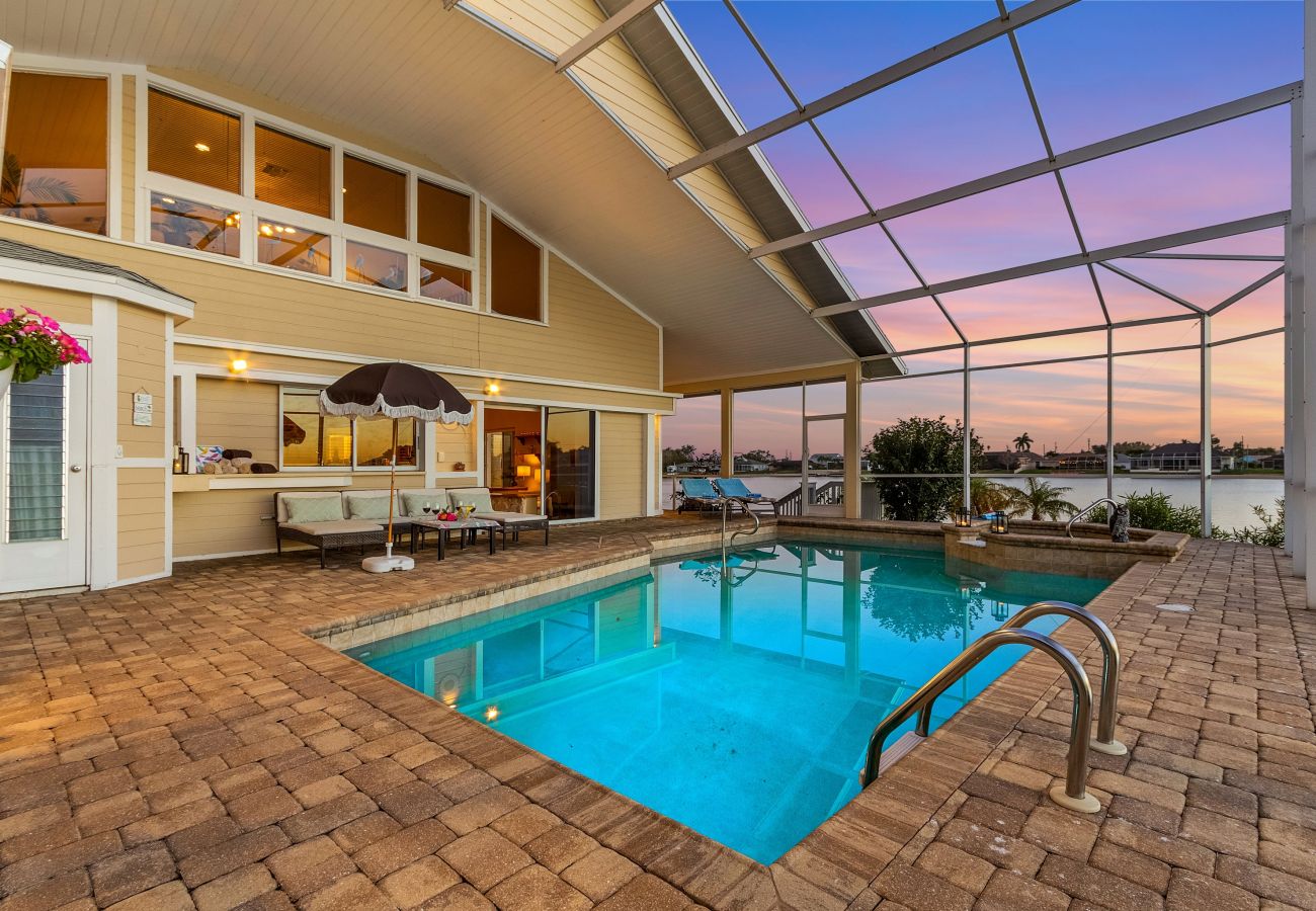House in Cape Coral - THE PENINSULA House in Cape Coral - THE PENINSULA