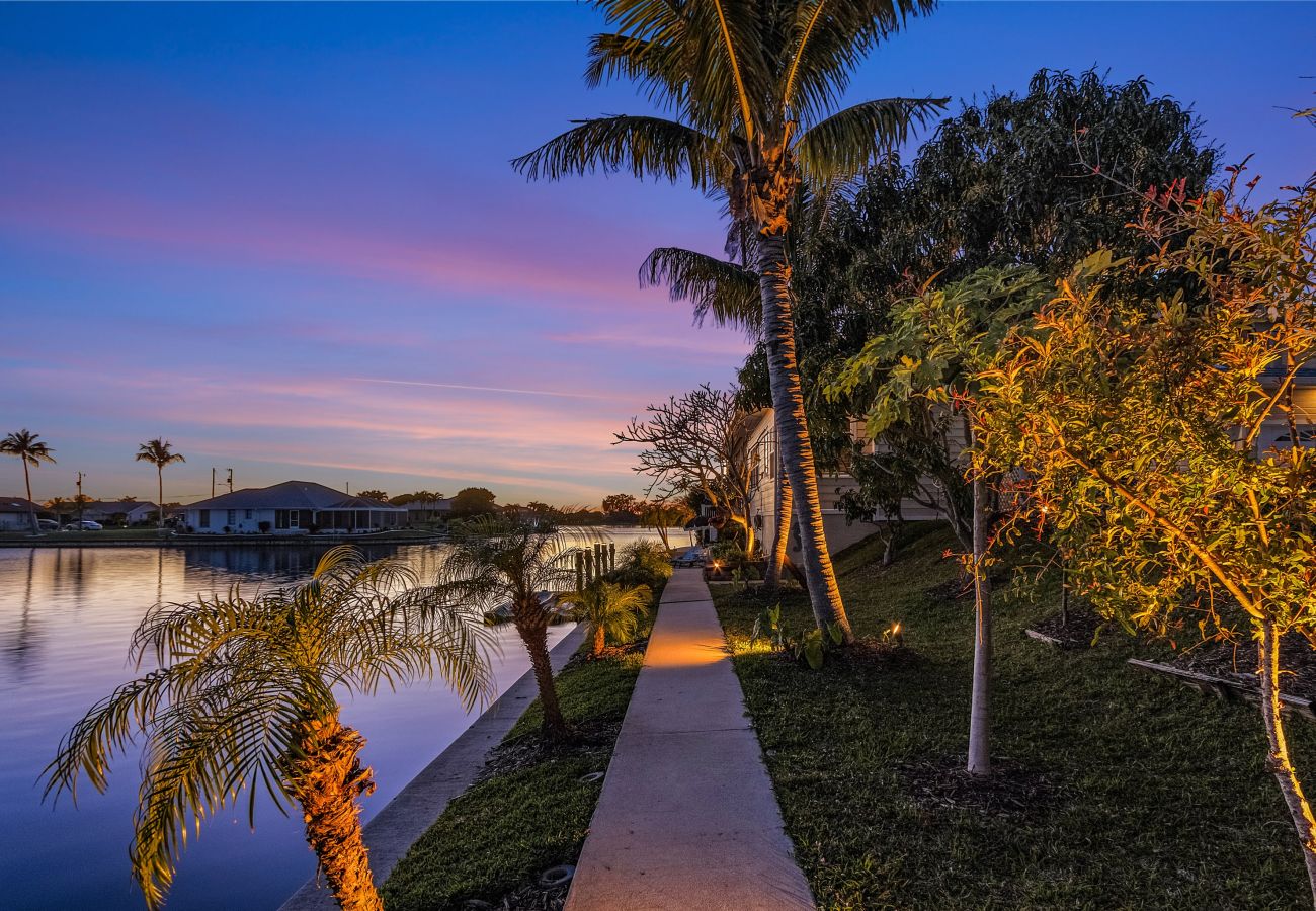 House in Cape Coral - THE PENINSULA House in Cape Coral - THE PENINSULA