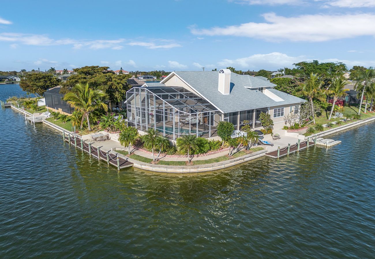 House in Cape Coral - THE PENINSULA House in Cape Coral - THE PENINSULA
