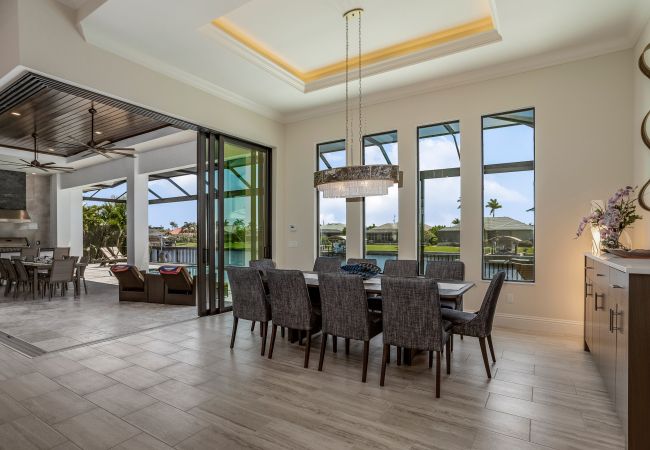 House in Cape Coral - THE RESIDENCE House in Cape Coral - THE RESIDENCE