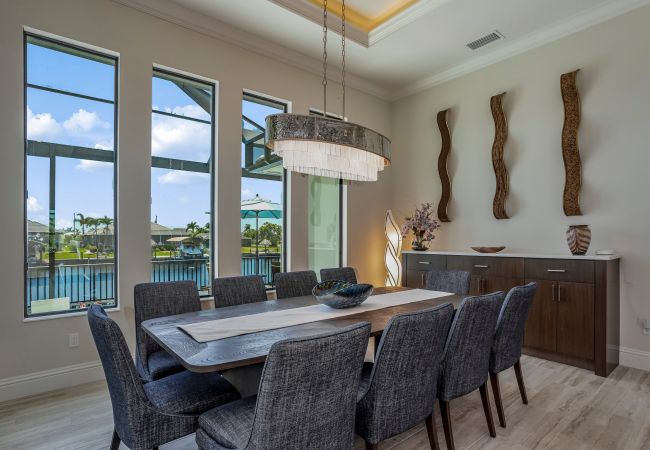 House in Cape Coral - THE RESIDENCE House in Cape Coral - THE RESIDENCE