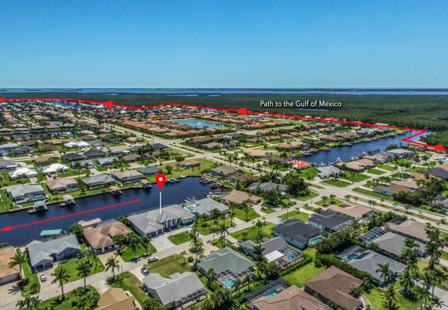 House in Cape Coral - THE RESIDENCE House in Cape Coral - THE RESIDENCE