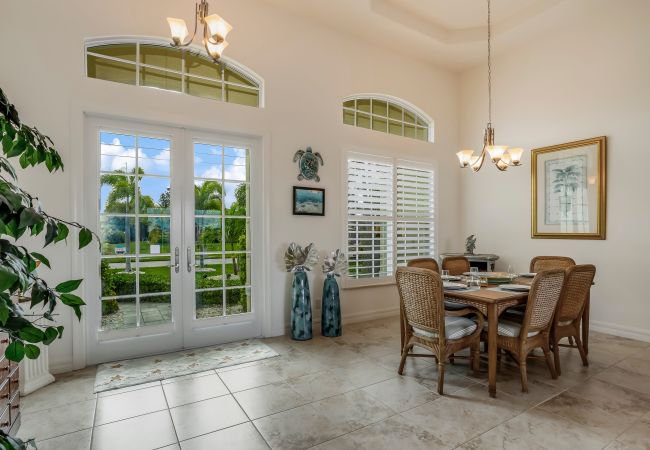 House in Cape Coral - PARADISE PALMS House in Cape Coral - PARADISE PALMS