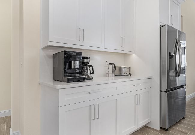 House in Cape Coral - THE GREAT LAKE House in Cape Coral - THE GREAT LAKE