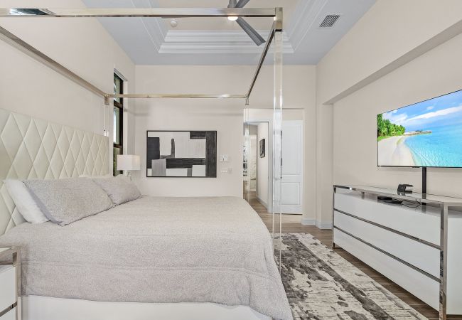 House in Cape Coral - THE GREAT LAKE House in Cape Coral - THE GREAT LAKE