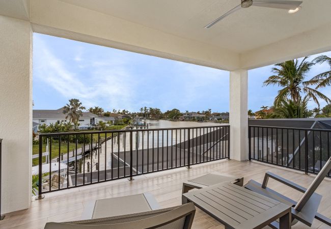 House in Cape Coral - THE GREAT LAKE House in Cape Coral - THE GREAT LAKE