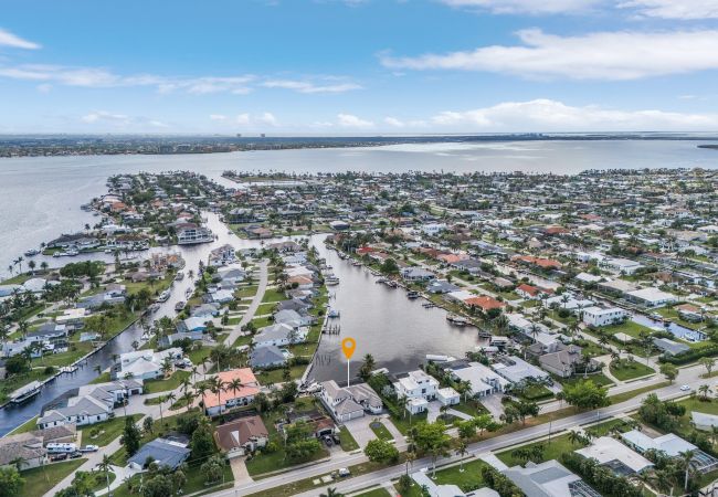 House in Cape Coral - THE GREAT LAKE House in Cape Coral - THE GREAT LAKE