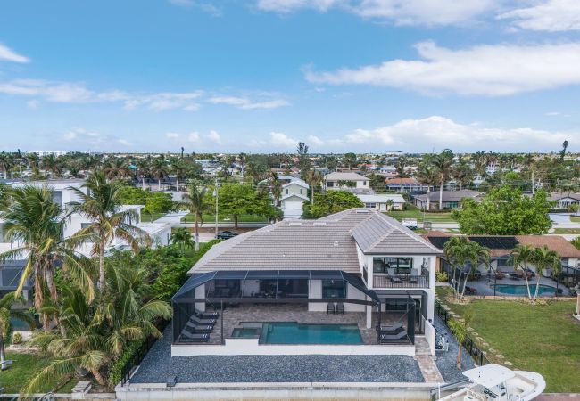 House in Cape Coral - THE GREAT LAKE House in Cape Coral - THE GREAT LAKE