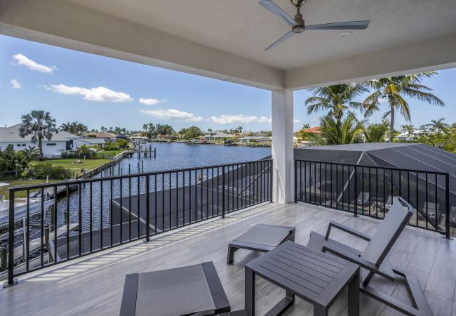 House in Cape Coral - THE GREAT LAKE House in Cape Coral - THE GREAT LAKE