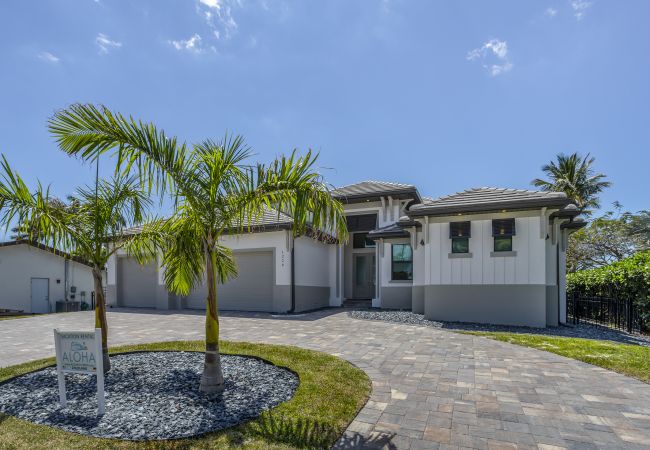 House in Cape Coral - THE GREAT LAKE House in Cape Coral - THE GREAT LAKE