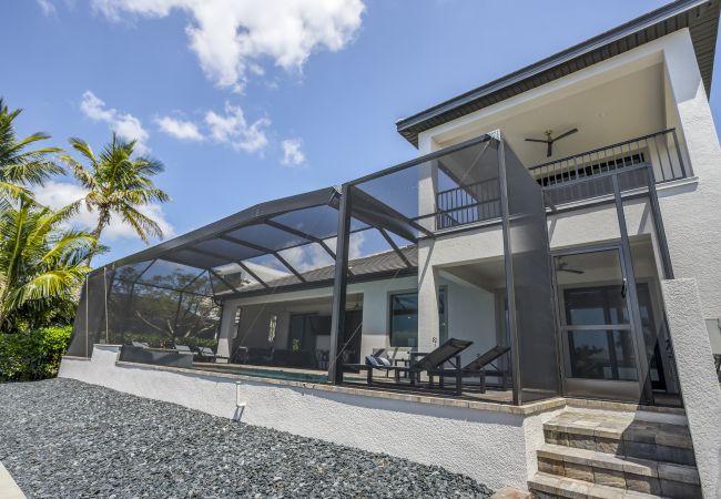 House in Cape Coral - THE GREAT LAKE House in Cape Coral - THE GREAT LAKE