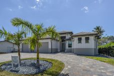 House in Cape Coral - THE GREAT LAKE