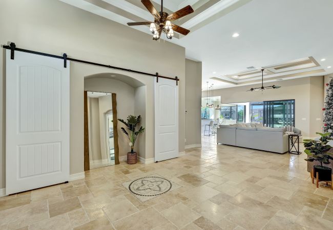 House in Cape Coral - COASTAL BLISS House in Cape Coral - COASTAL BLISS