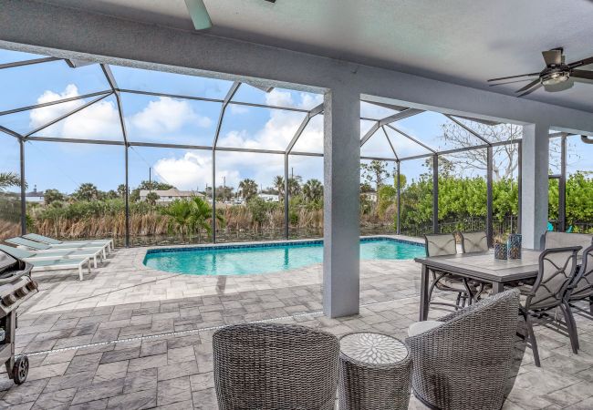 House in Cape Coral - SWEETWATER BAY