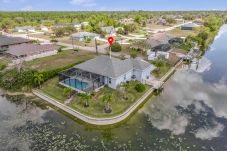 House in Cape Coral - SWEETWATER BAY