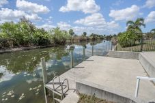House in Cape Coral - SWEETWATER BAY